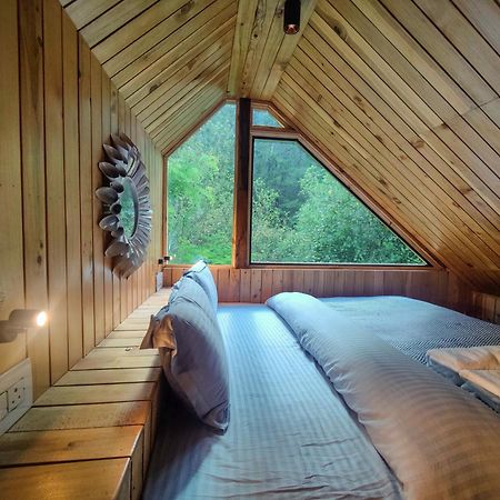 Whoopers Boutique Resort Jibhi ภายนอก รูปภาพ