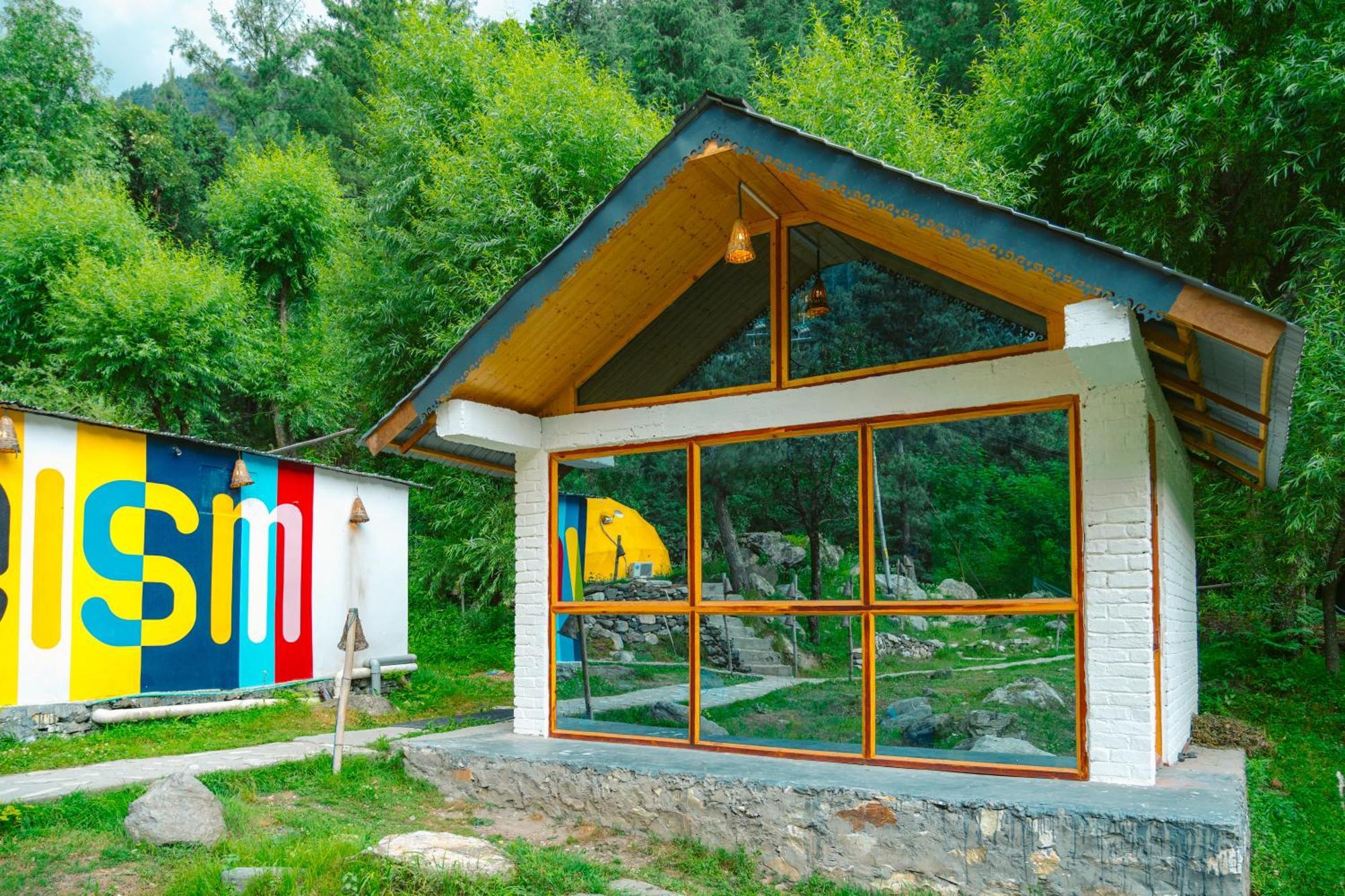 Whoopers Boutique Resort Jibhi ภายนอก รูปภาพ